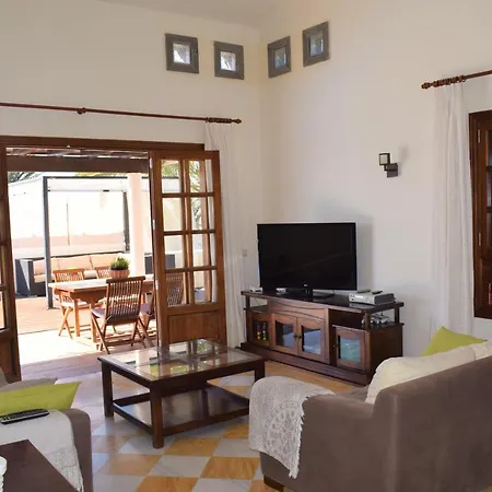 Villa Alai Piscina Climatizada Privada Y Pergola Chill Out Playa Blanca (Lanzarote)