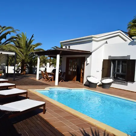 Alai Piscina Climatizada Privada Y Pergola Chill Out فيلة بلايا بلانكا