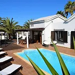 Villa Alai Piscina Climatizada Privada Y Pergola Chill Out