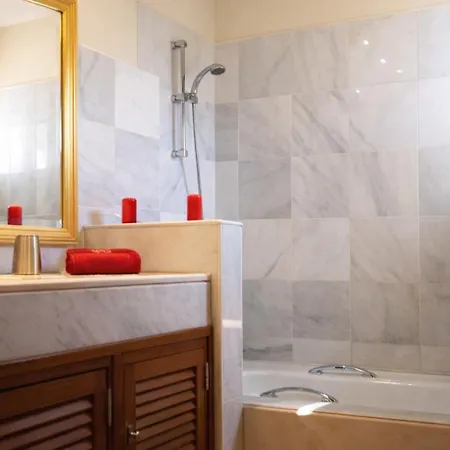 Alai Piscina Climatizada Privada Y Pergola Chill Out