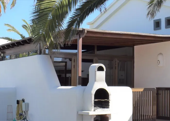 Alai Piscina Climatizada Privada Y Pergola Chill Out Playa Blanca (Lanzarote)