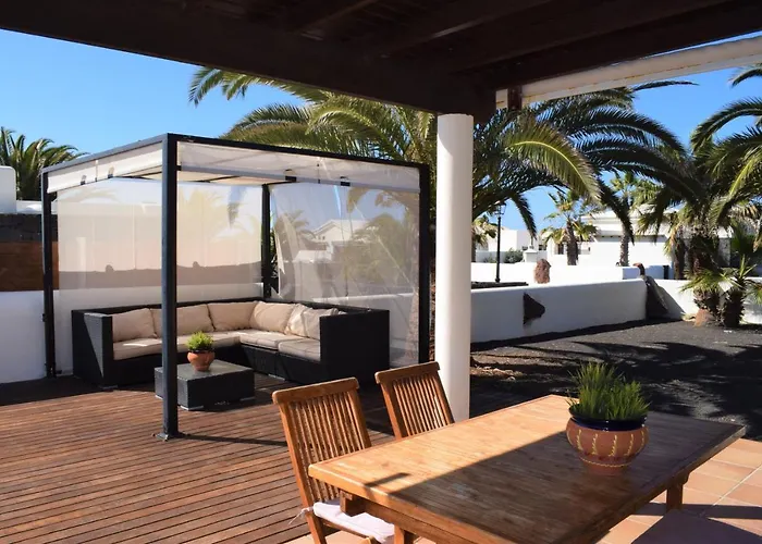 Alai. Privacidad. Piscina Climatizada. Wifi. Tv Cable. Playa Blanca (Lanzarote)